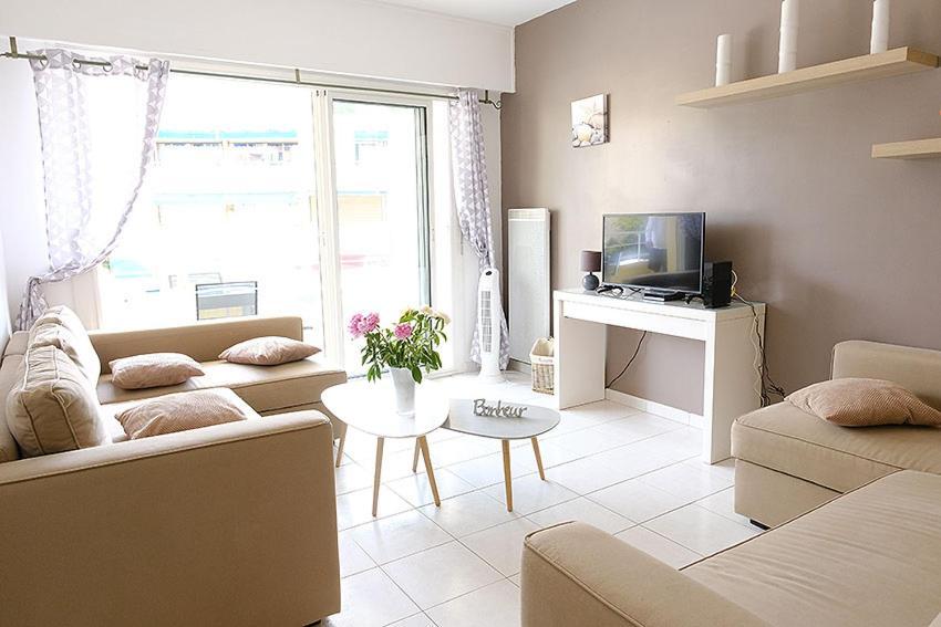 Superbe T2 4 Etoiles Climatise Faviere Refait A Neuf Apartment Bormes-les-Mimosas Exterior photo